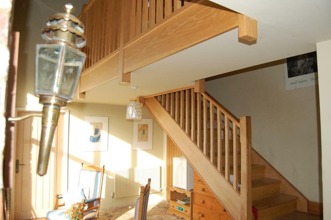 يوفيل Home Barn Bed And Breakfast المظهر الخارجي الصورة