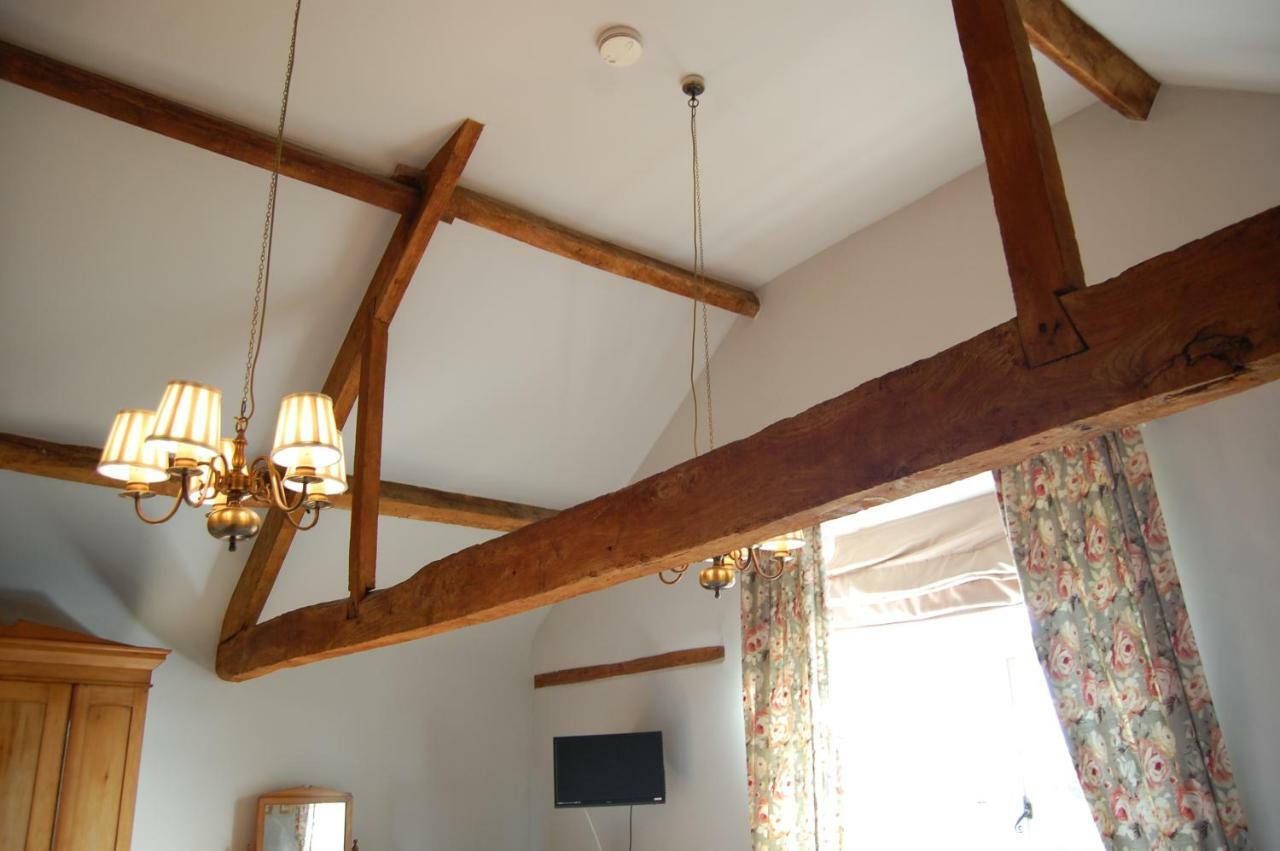 يوفيل Home Barn Bed And Breakfast المظهر الخارجي الصورة