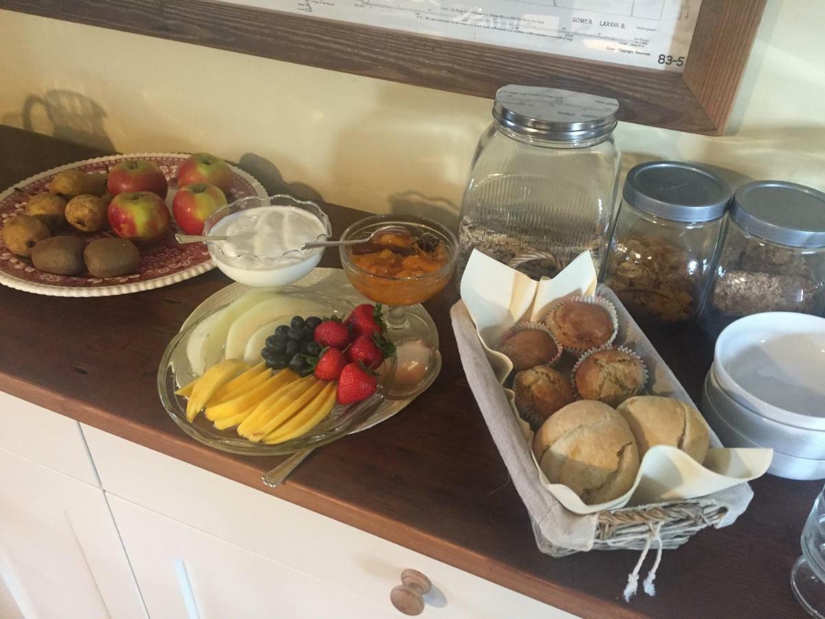 يوفيل Home Barn Bed And Breakfast المظهر الخارجي الصورة